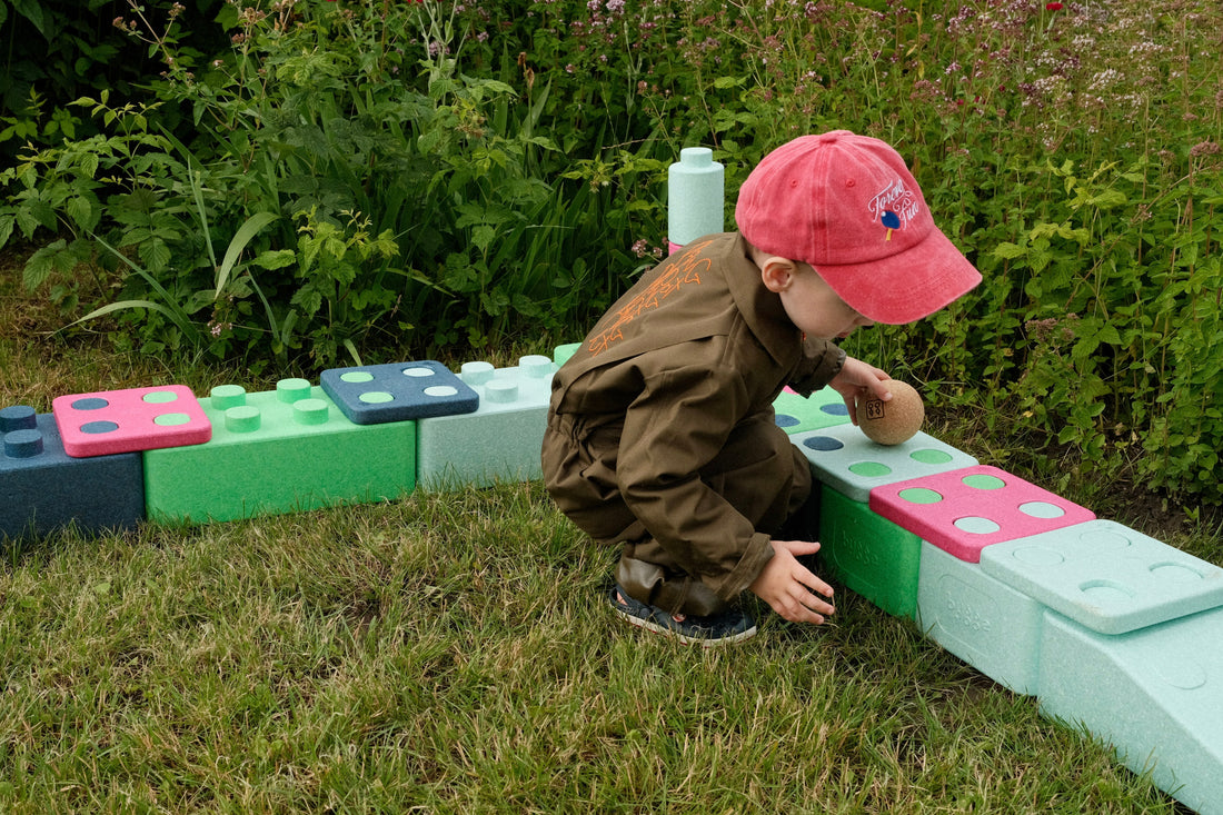 Lieber weniger, dafür besser: Warum es sich lohnt, bei Kinderspielzeug genauer hinzuschauen - bygge.store