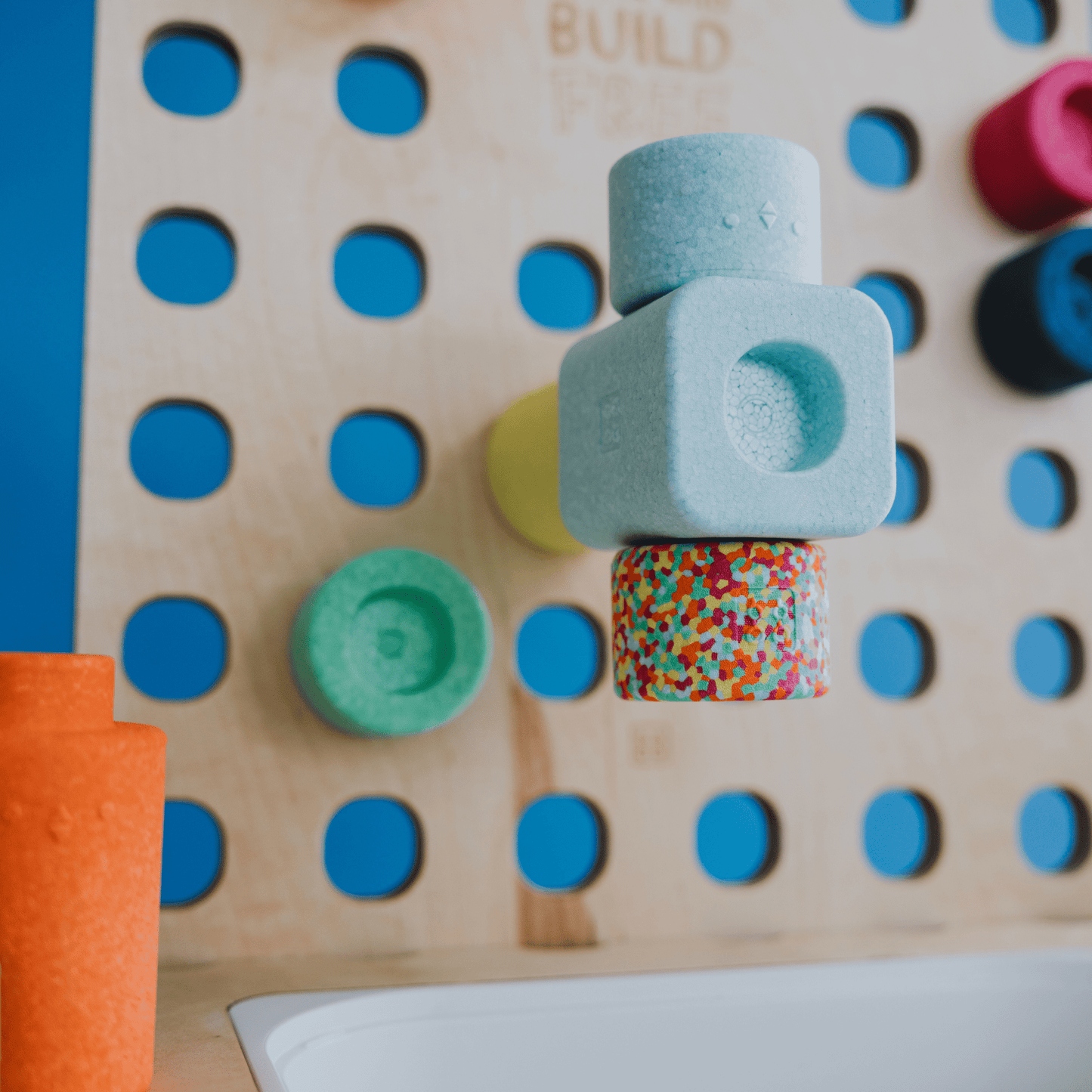 bygge - Open - Ended - Play - Tisch - bygge.store