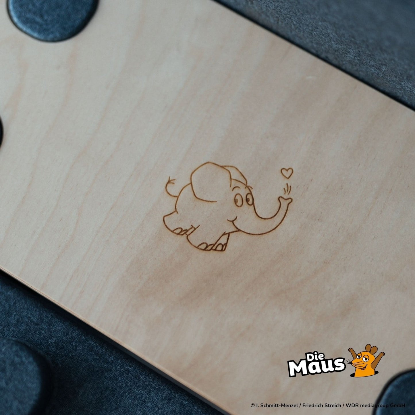 bygge x Die Maus - Multifunktionsbrett "BRO" - 50. Geburtstag Elefant - bygge.store