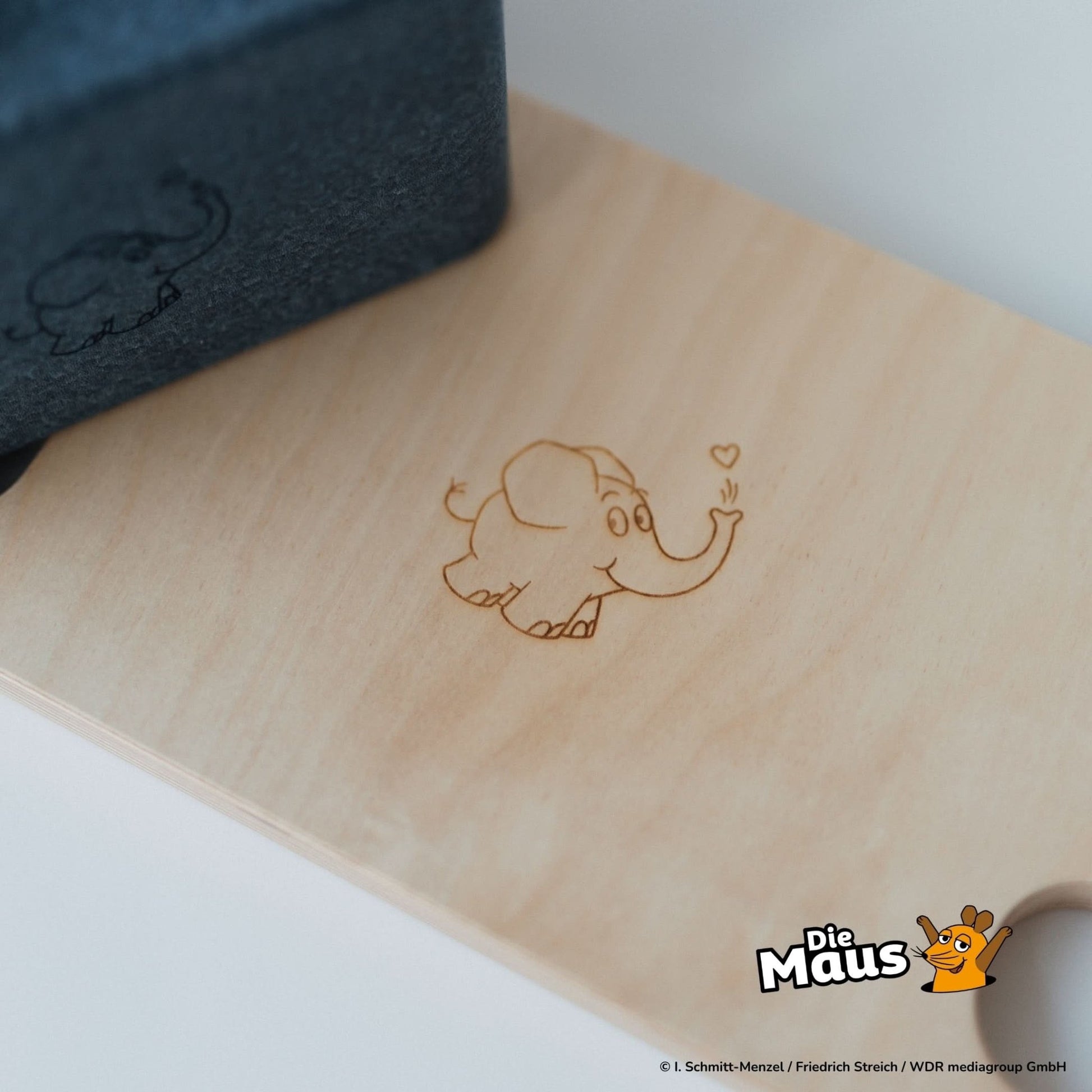 bygge x Die Maus - Multifunktionsbrett "BRO" - 50. Geburtstag Elefant - bygge.store